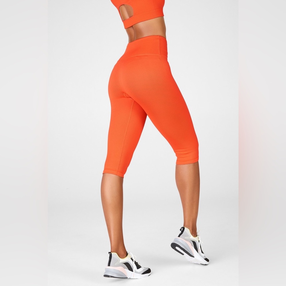 🍊FABLETICS Orange Ribbed Biker Shorts 🍊